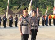 Semangat Bhayangkara Hidup di Laut Lembar: Upacara Tabur Bunga