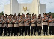 Songsong HUT Ke-79 Bhayangkara dan Bentuk Penghormatan Kepada Para Pahlawan, Kapolres Bima AKBP Eko Sutomo S.I.K.,M.I.K, Pimpin Ziarah dan Tabur Bunga di TMP Palibelo