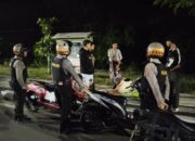 Cegah Curas dan Curanmor, Sat Samapta Patroli Dini Hari di Kecamatan Gerung