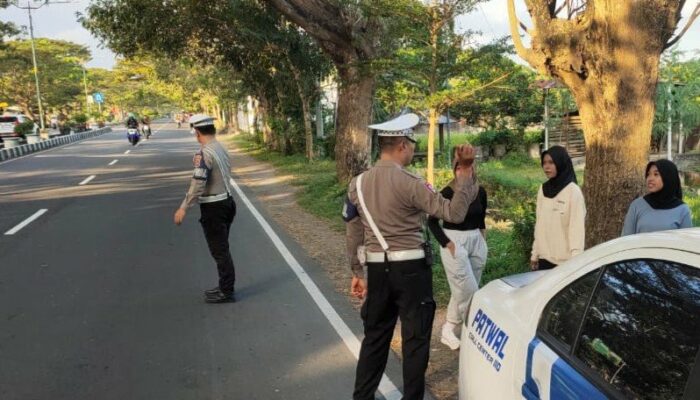 Edukasi dan Pencegahan 3C di Jalur Vital BIL oleh Satlantas Lombok Barat