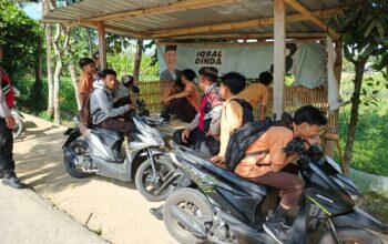 Jaga Kamtibmas, Samapta Polres Lobar Sosialisasikan KEMOS 110 di Kecamatan Gerung